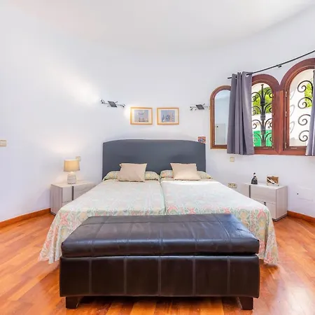 Casa Marta Holiday home